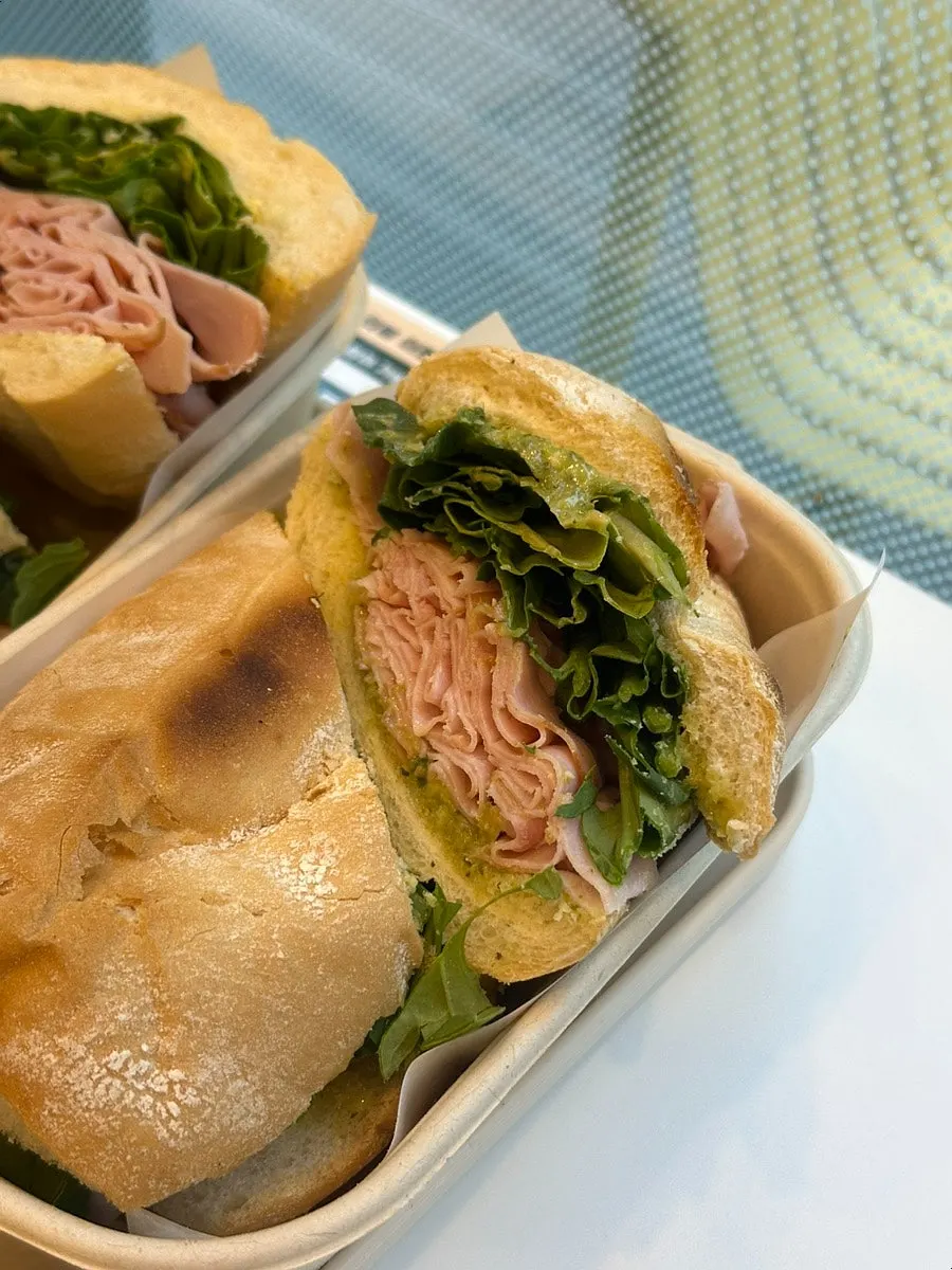 Basil jambon-beurre with peach iced tea