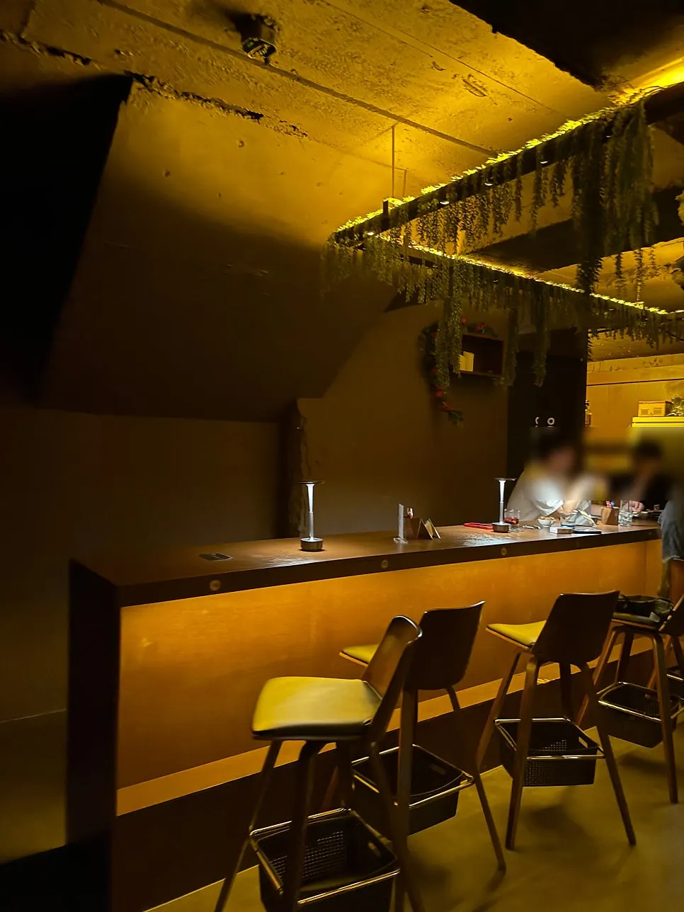 Interior atmosphere at Yahwa Jamsilsaenae Branch