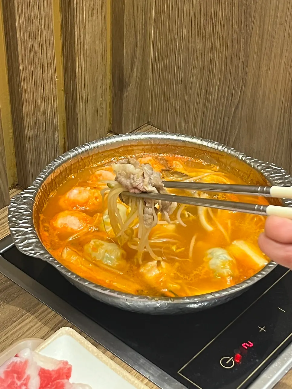 Tomato shabu broth ordered for the first time