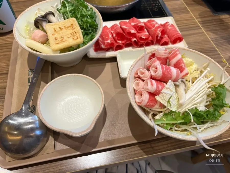 Neatly arranged plate of shabu-shabu vegetables