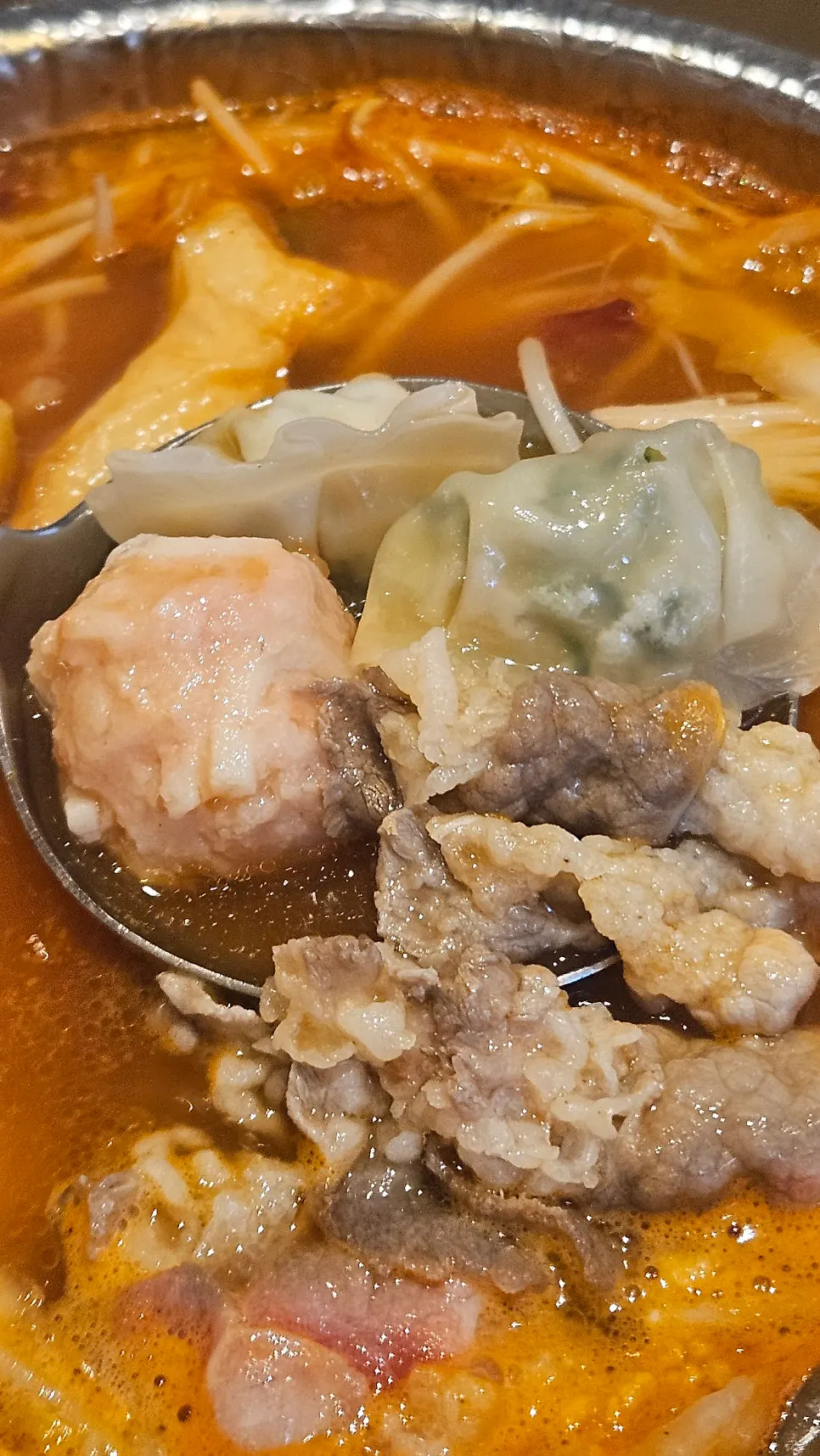 Assorted toppings with fish balls, dumplings, and fish cake