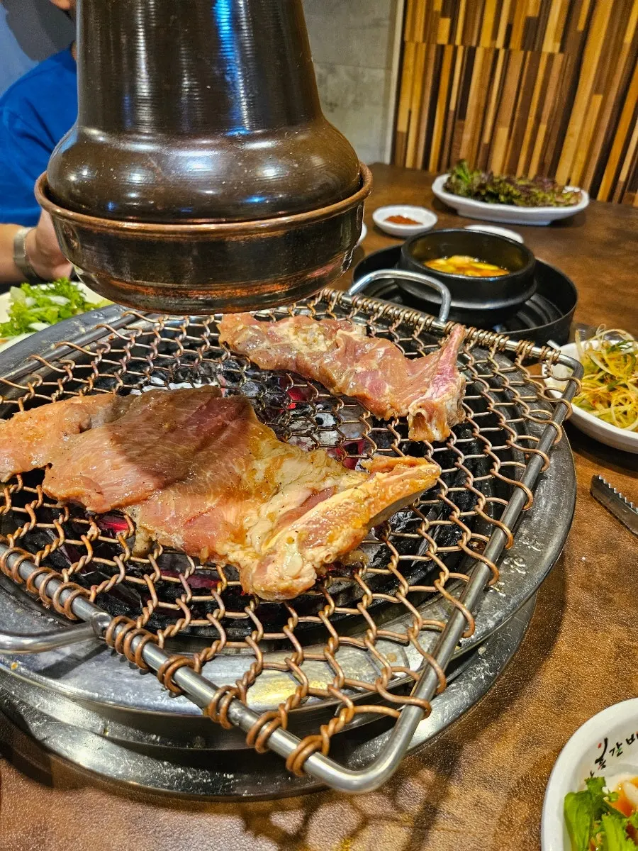 안흥갈비 수제 돼지갈비 상차림