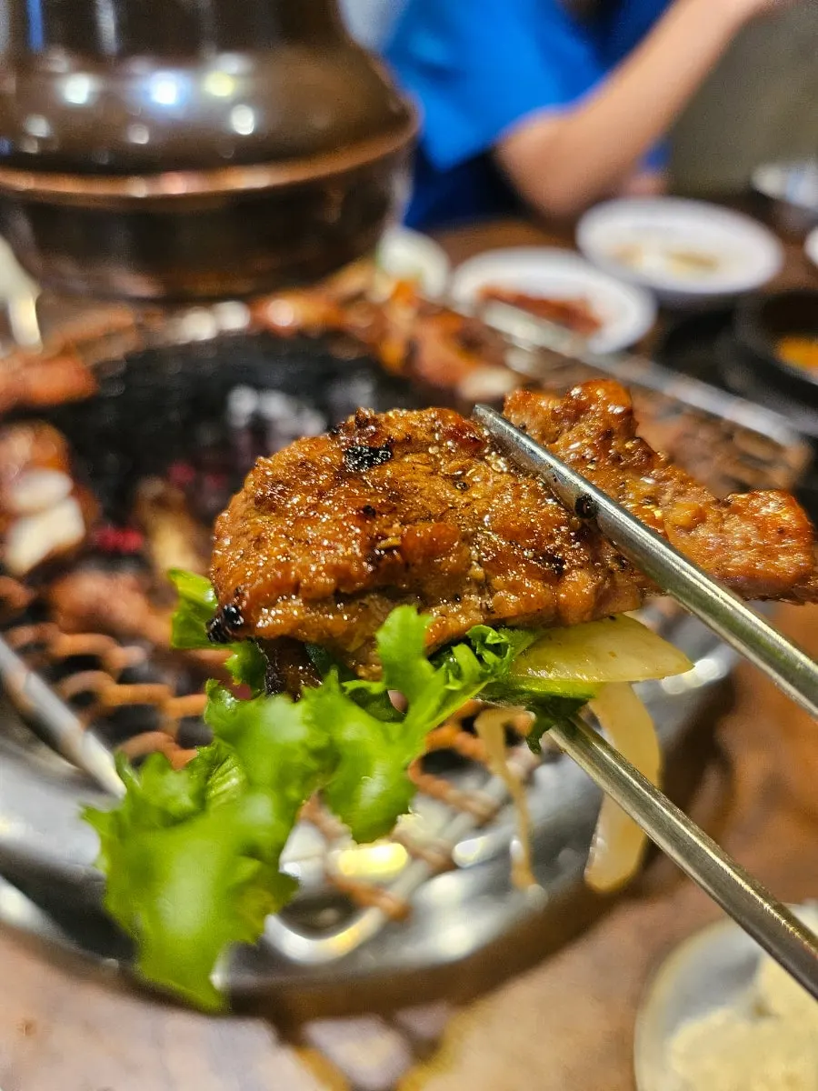 구리석쇠 참숯에 굽는 돼지갈비