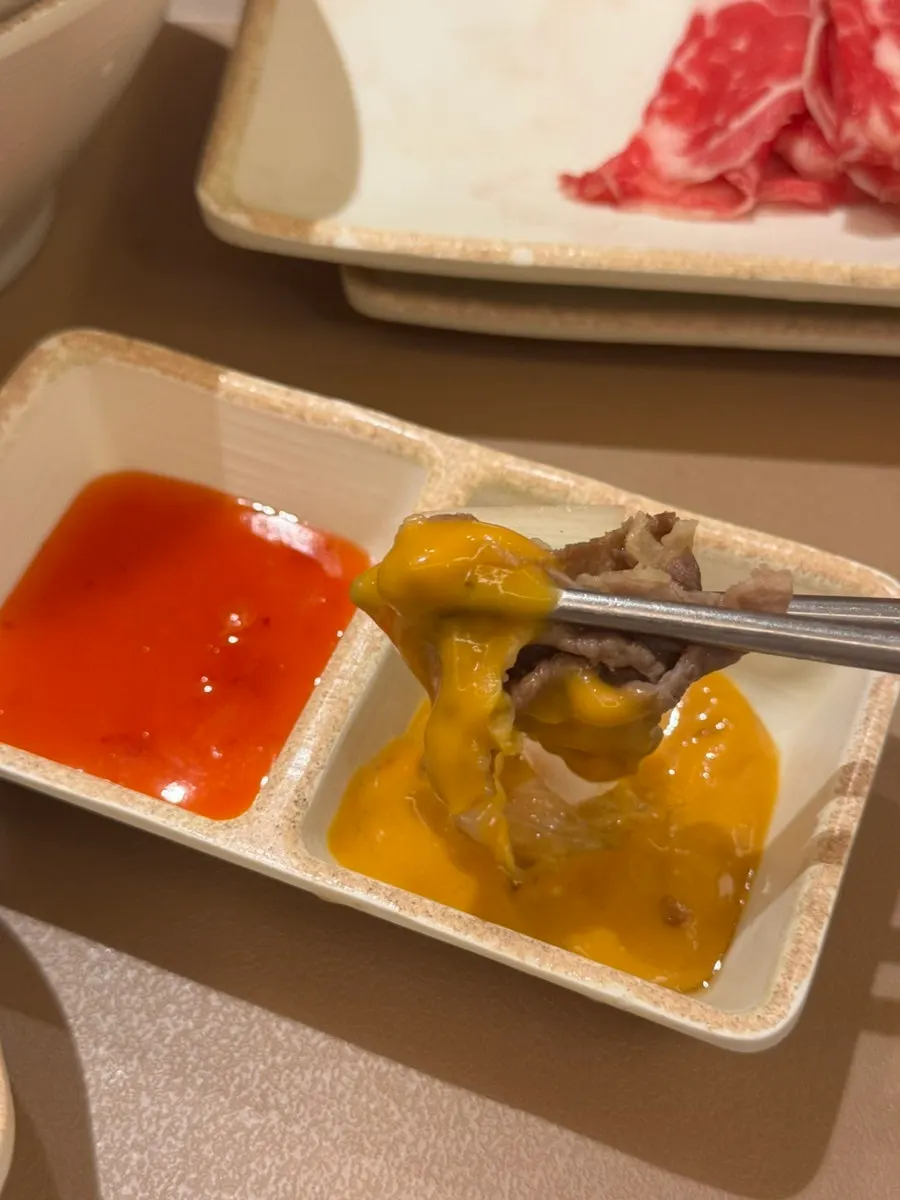 Salsas y guarniciones básicas del shabu-shabu