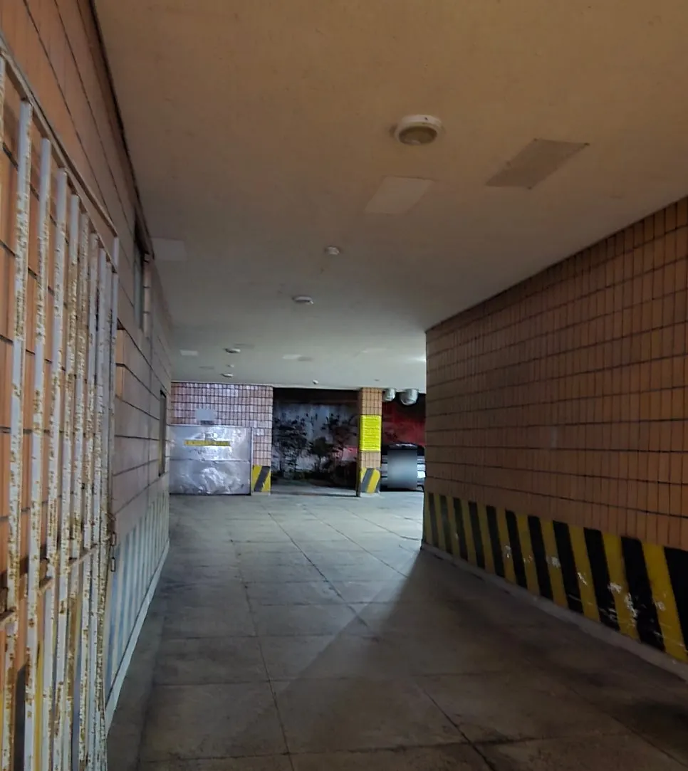 Parking area and exterior in front of the restaurant