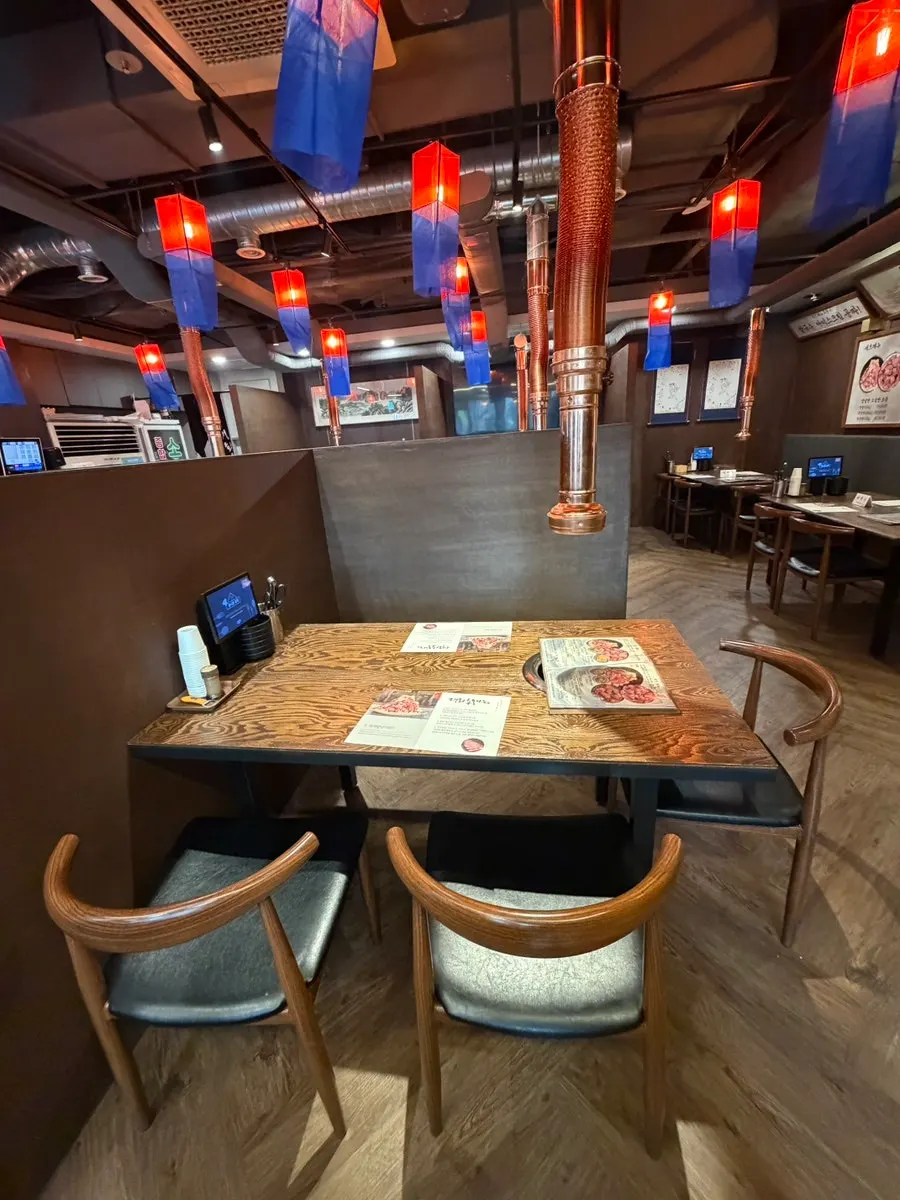 Self-serve bar with vegetables and side dishes