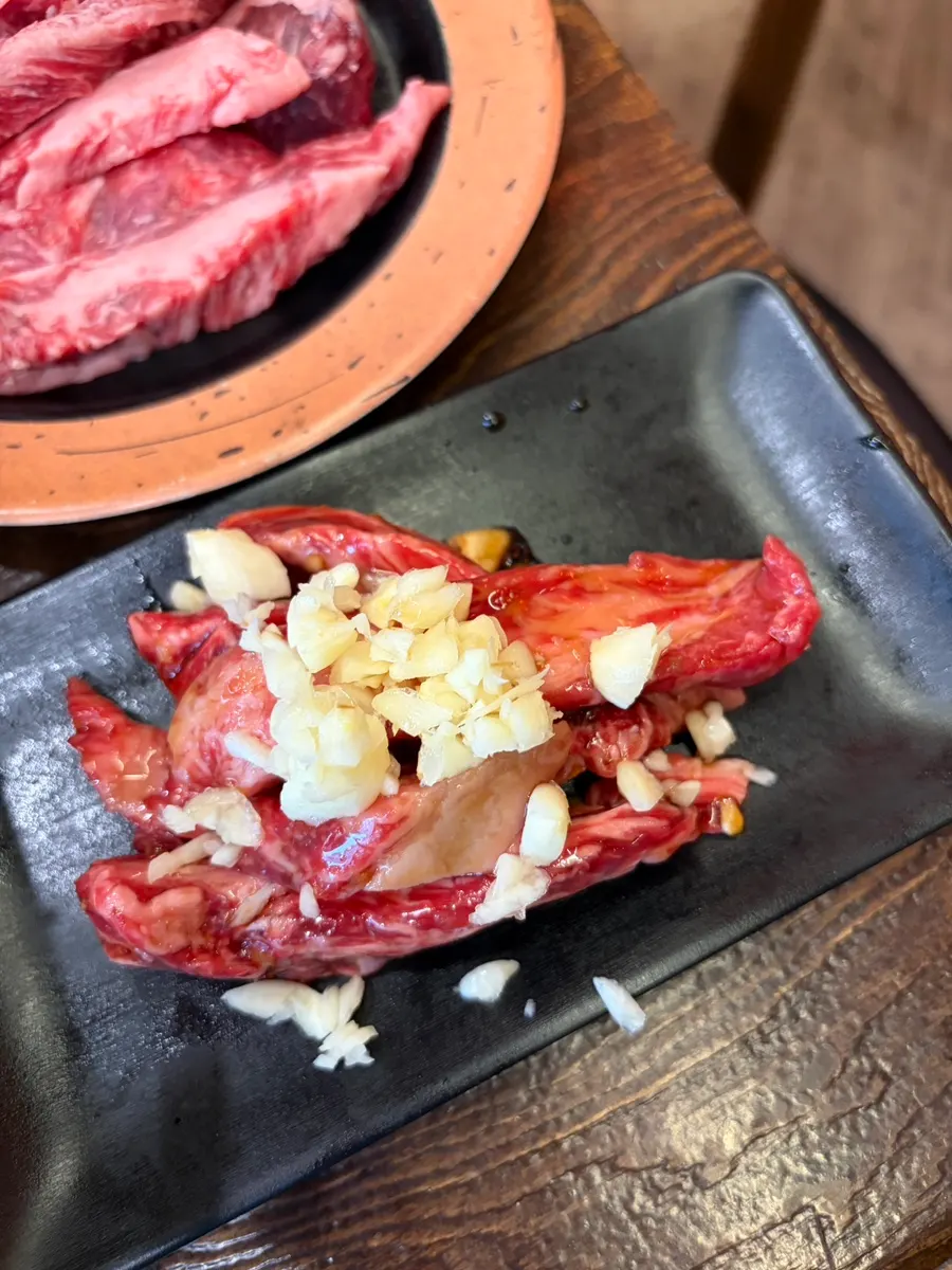 Beef rib and vegetables wrapped in a lettuce leaf