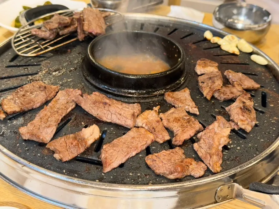 Golden-brown grilled assorted beef