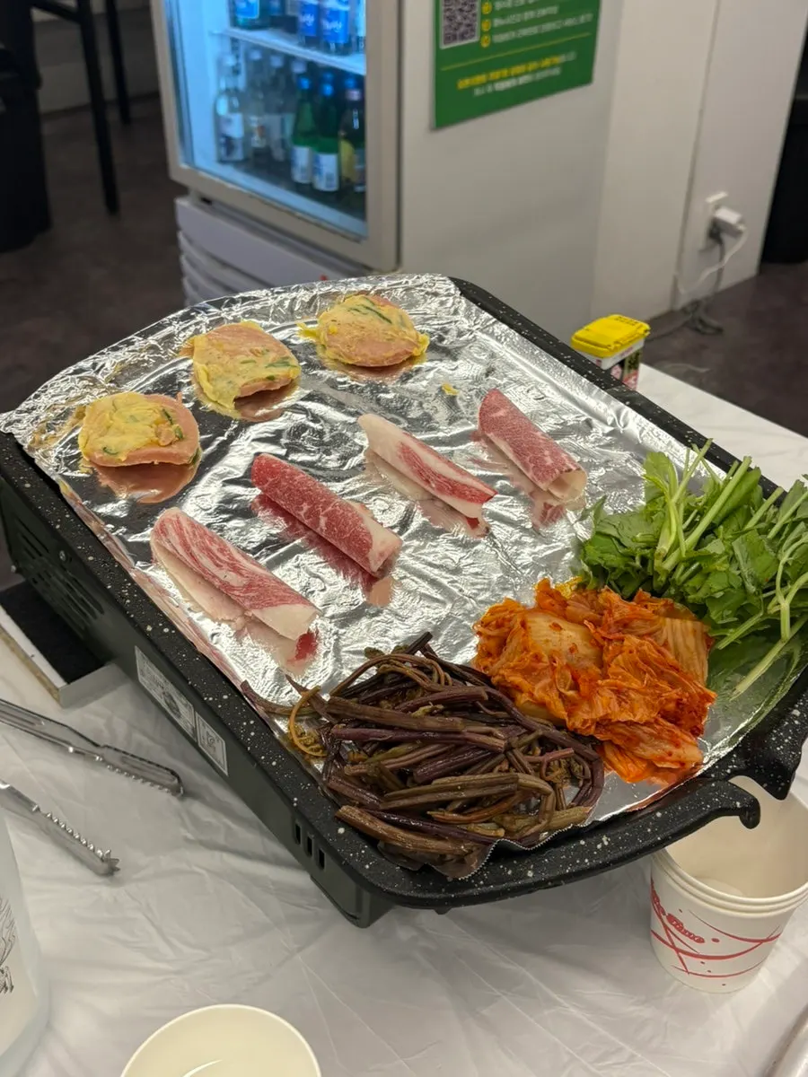 노릇하게 구워진 삼겹살