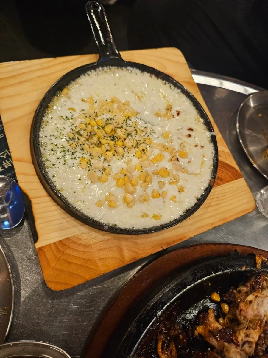 누룽지통닭과 함께 마신 시원한 생맥주