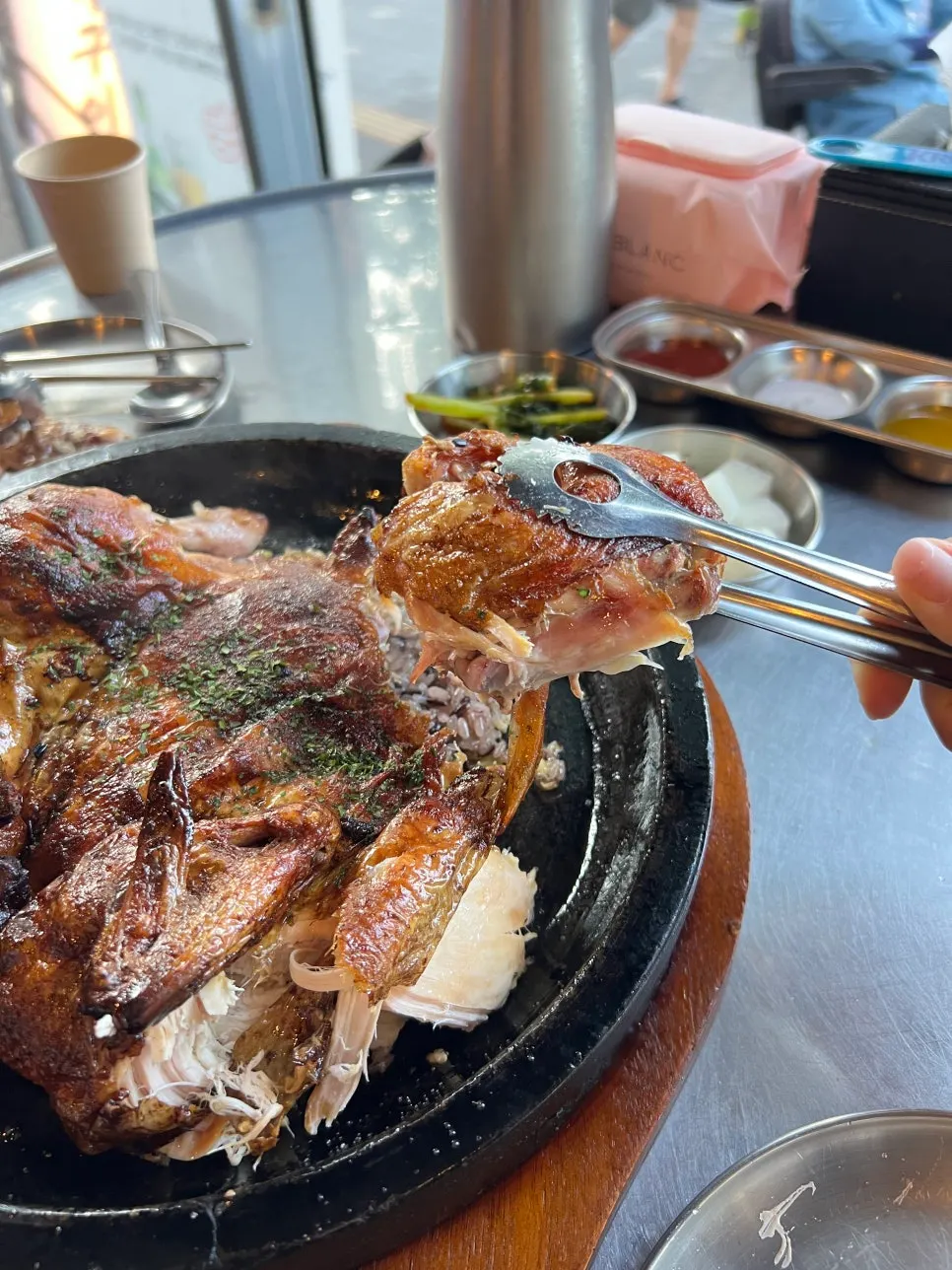 직원이 발라준 누룽지통닭 닭가슴살