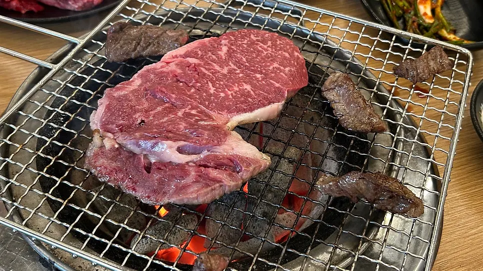 구워지는 한우등심