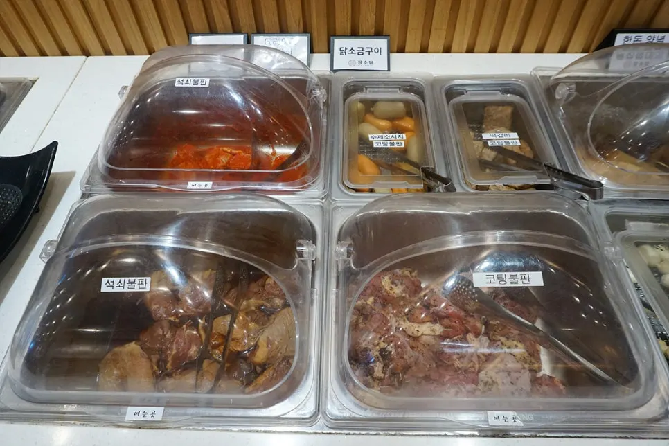 Bunsik corner with sundae and fried snacks