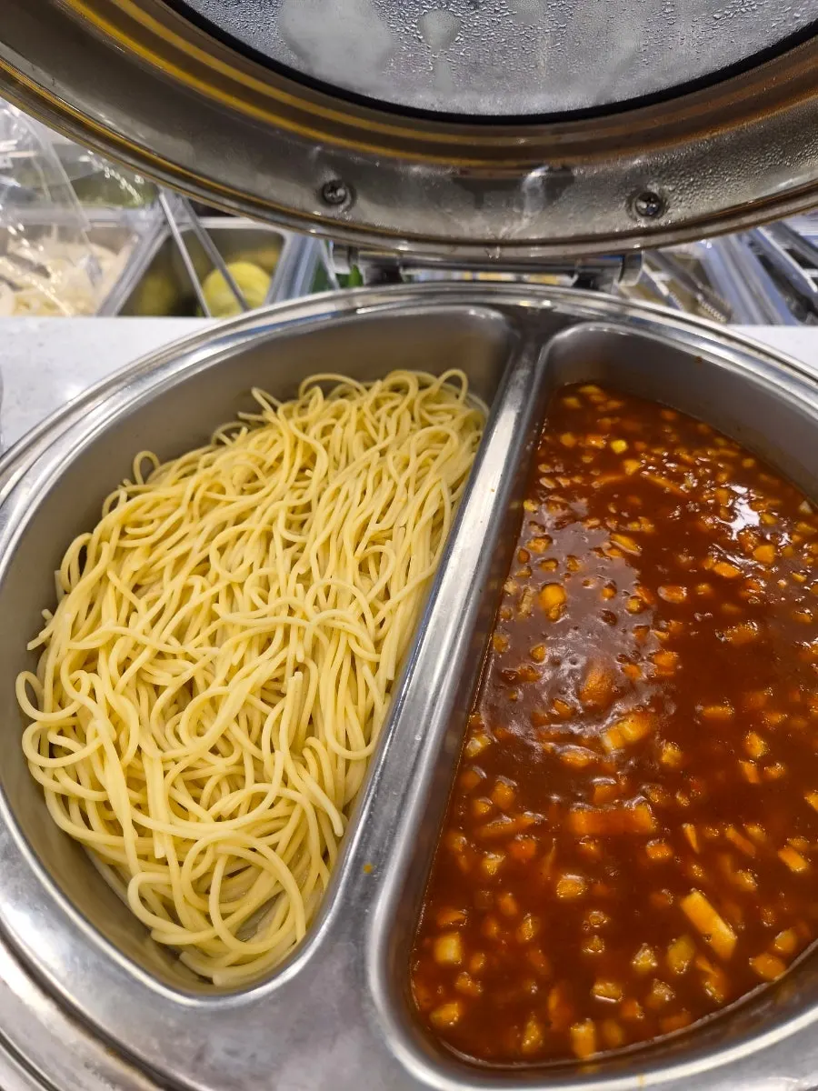 Self-bar tteokbokki and buffet dishes