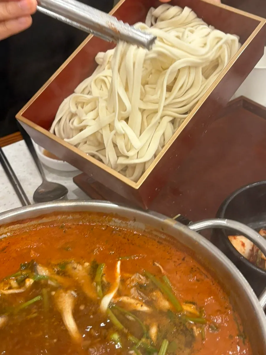 5가지 코스 칼국수 샤브 상차림