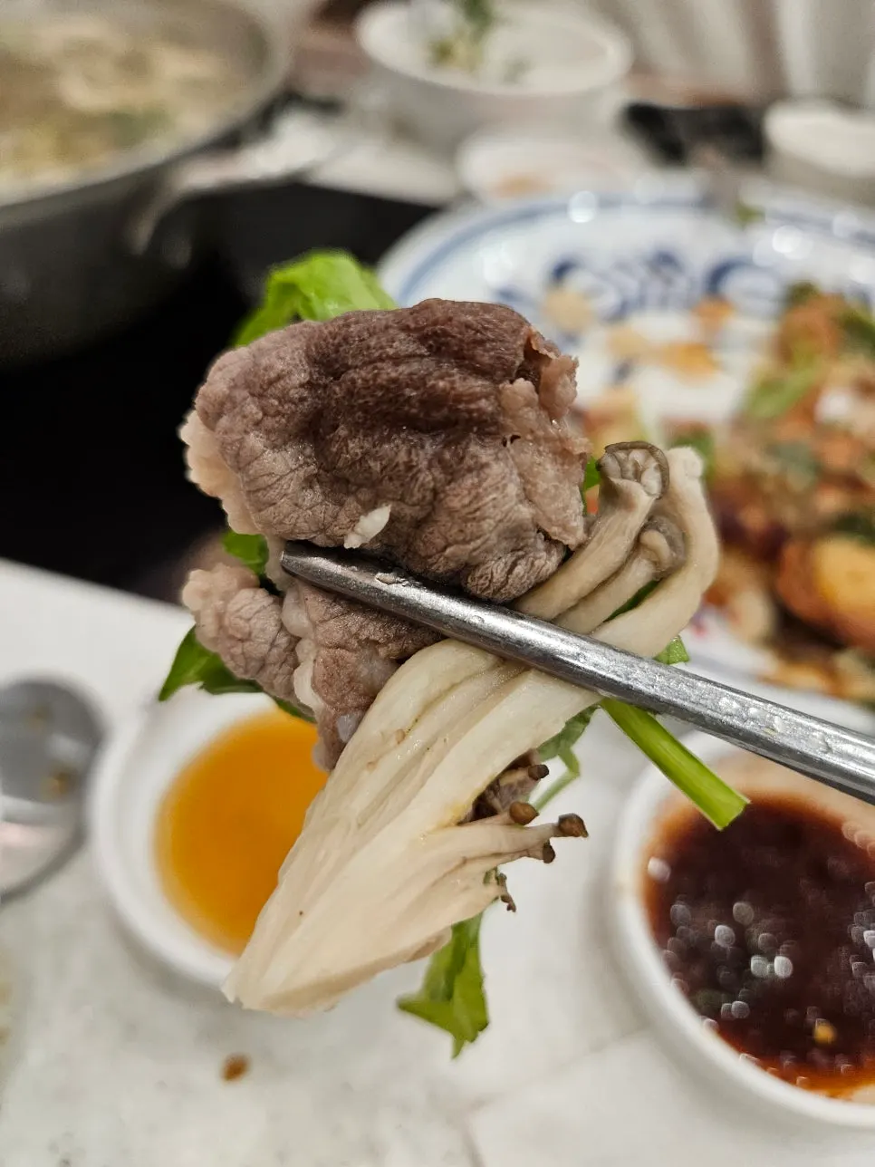 A single chadol minari-ssam wrap