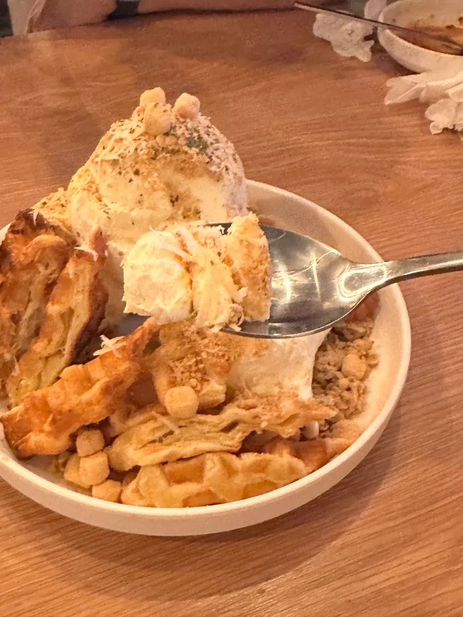 Jansang's injeolmi croffle topped with ice cream
