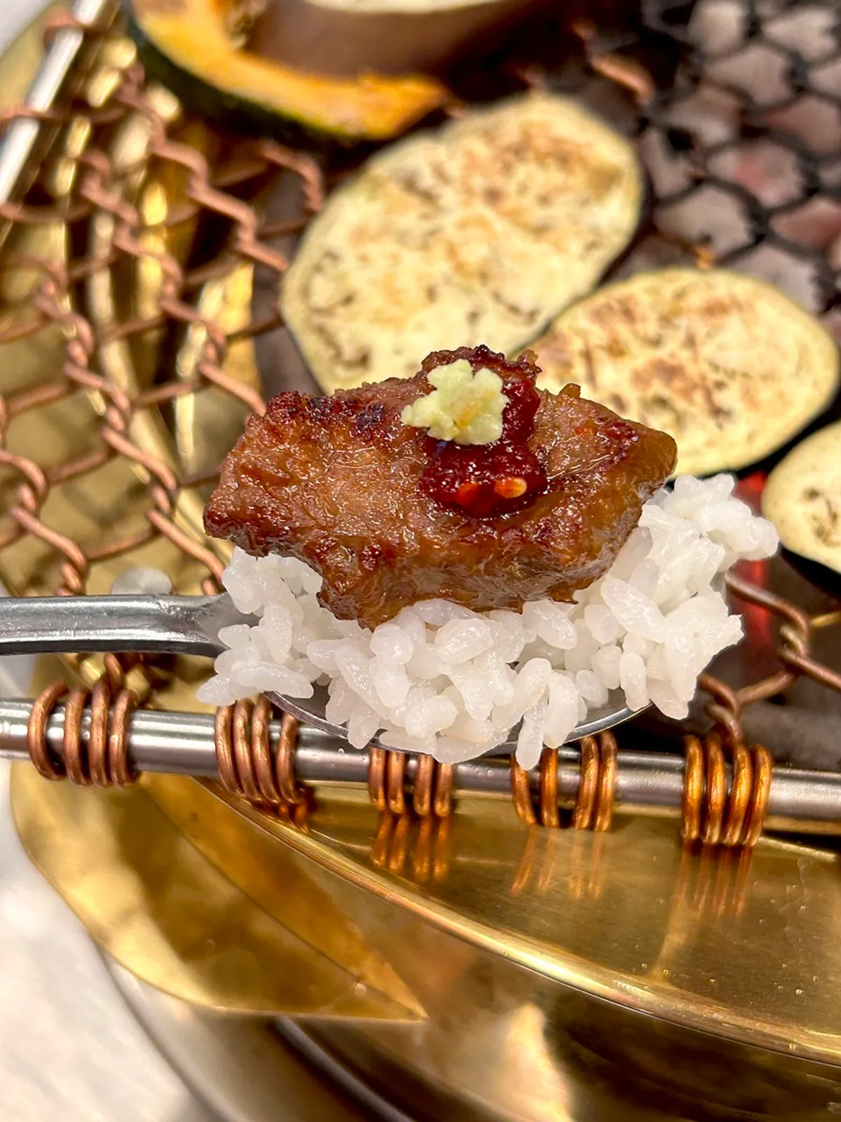 Main photo of Ssamchae Sotttukkeong Samgyeopsal, a Korean BBQ restaurant in Jayang-dong