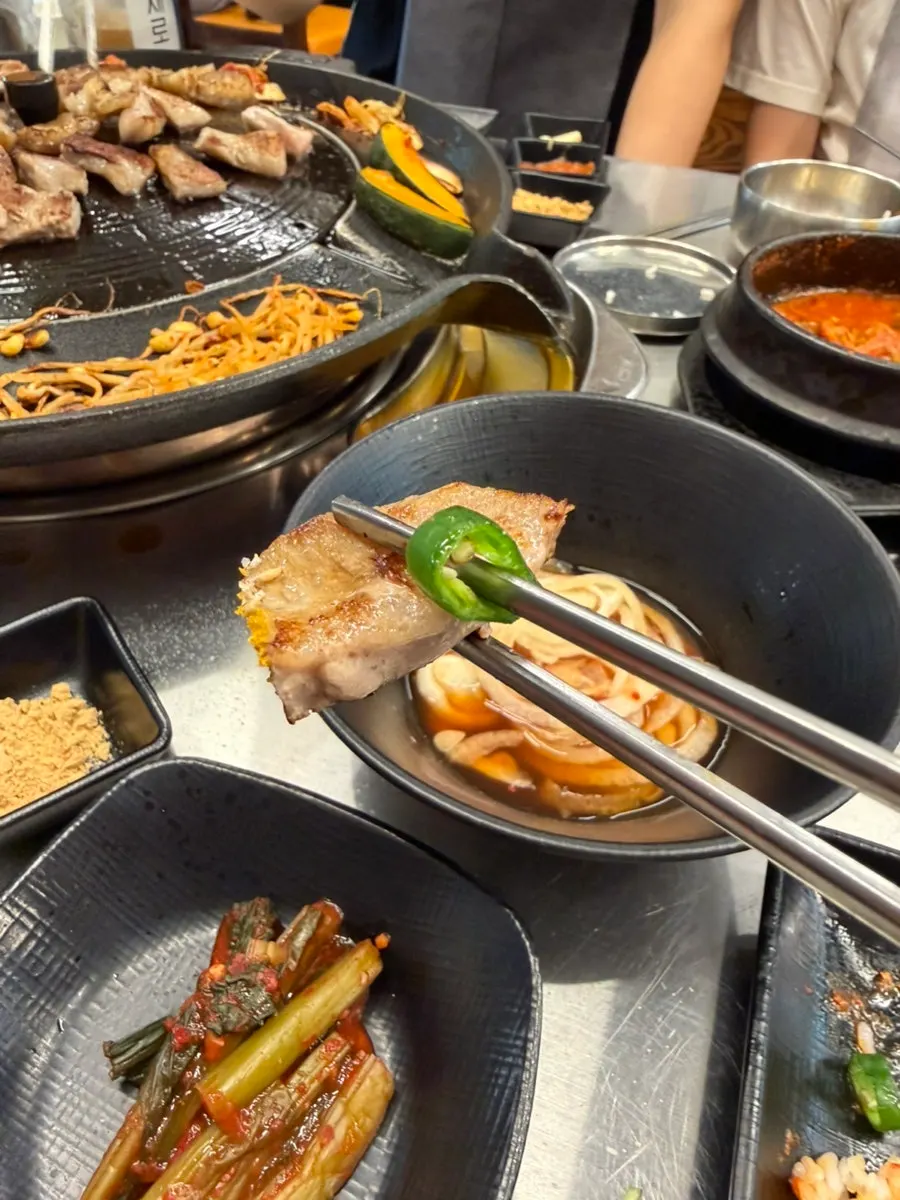 구워지고 있는 항정살