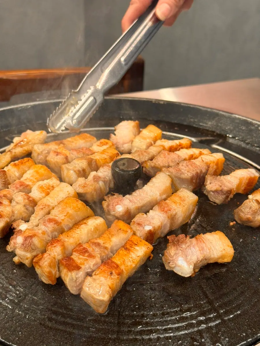 쌈채솥뚜껑삼겹살 매장 사진