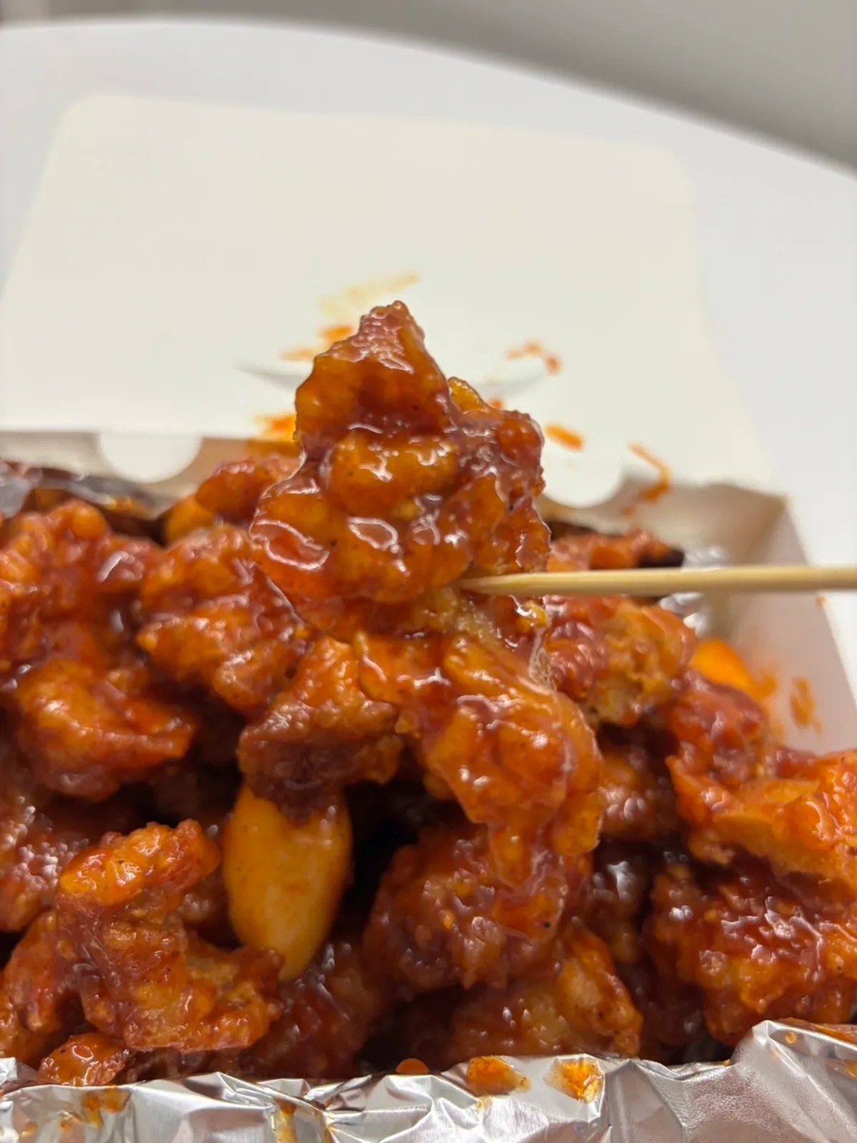 Thin, crispy batter on Mr. Kim's Chicken dakgangjeong
