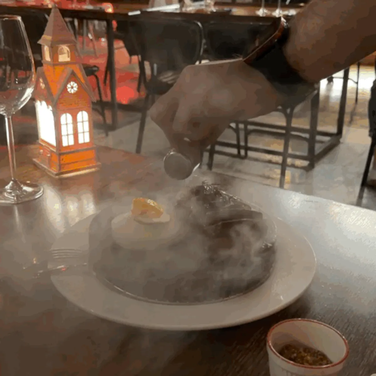 Tableside flame performance for Jazz 257's stone steak