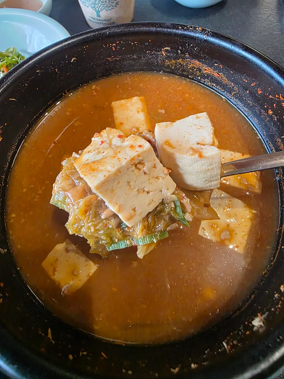 Deojinji's fully laid out basic side dish spread
