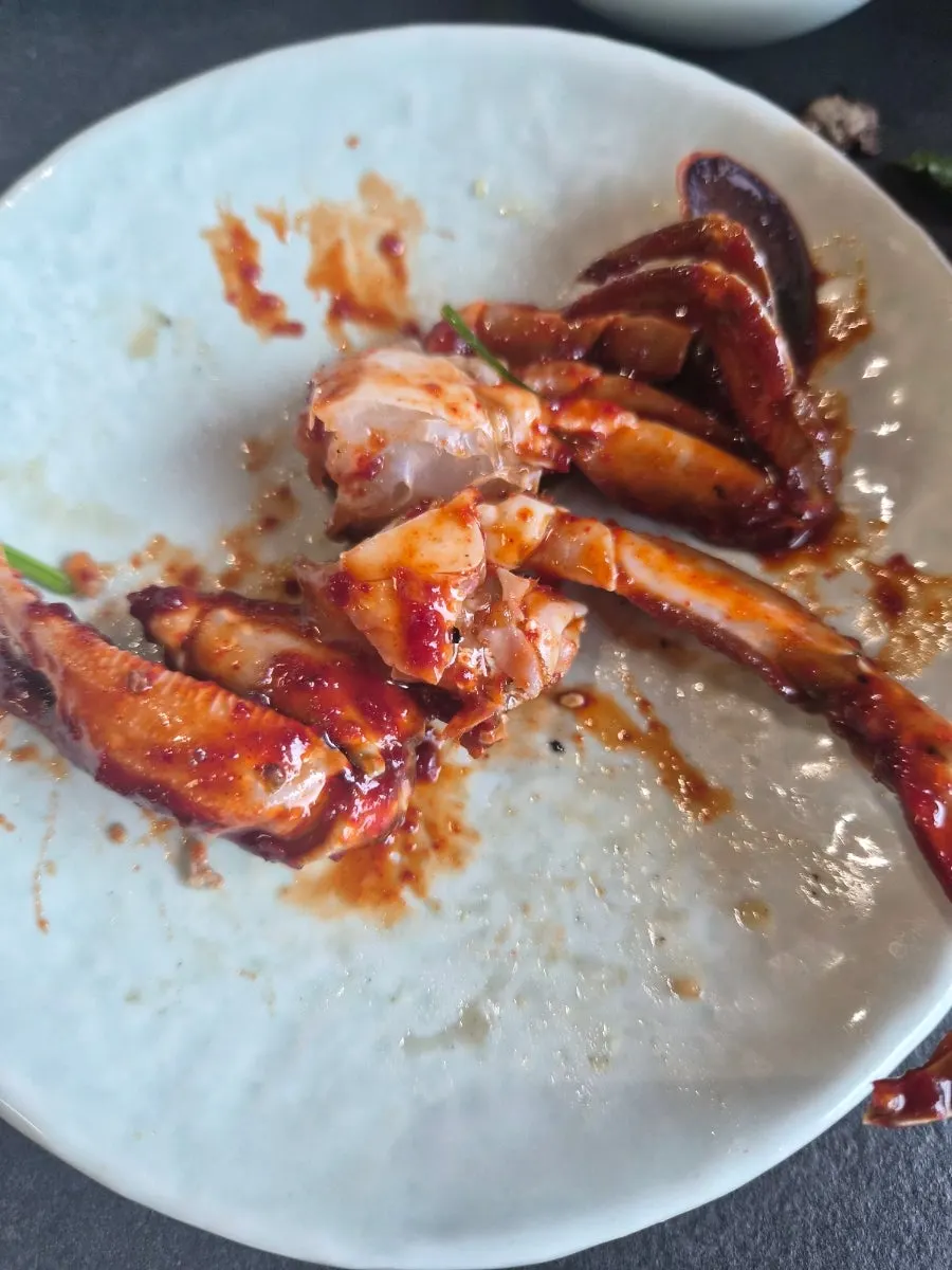 Soy-marinated crab and spicy marinated crab side dishes