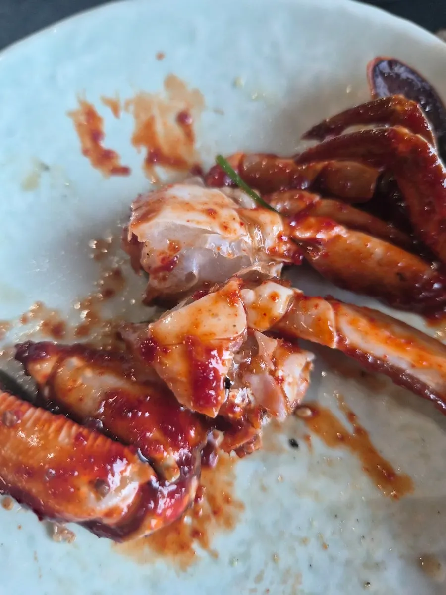Spicy marinated crab and soy-marinated crab