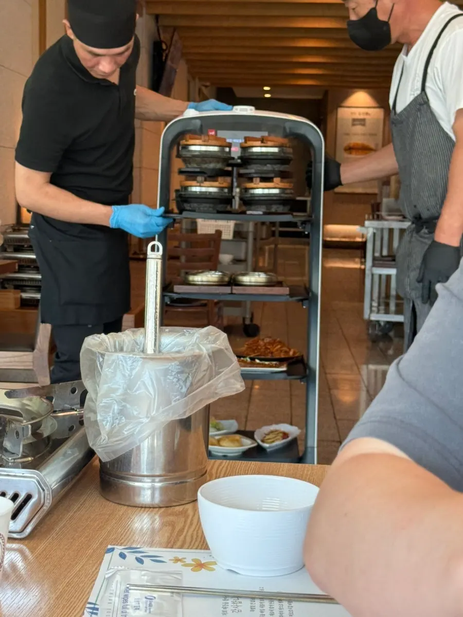 Ordering at Deulbabae