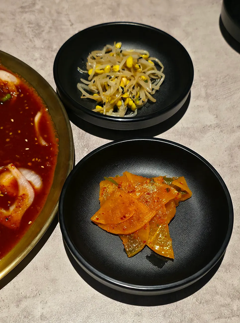 기본찬 단무지무침과 콩나물무침