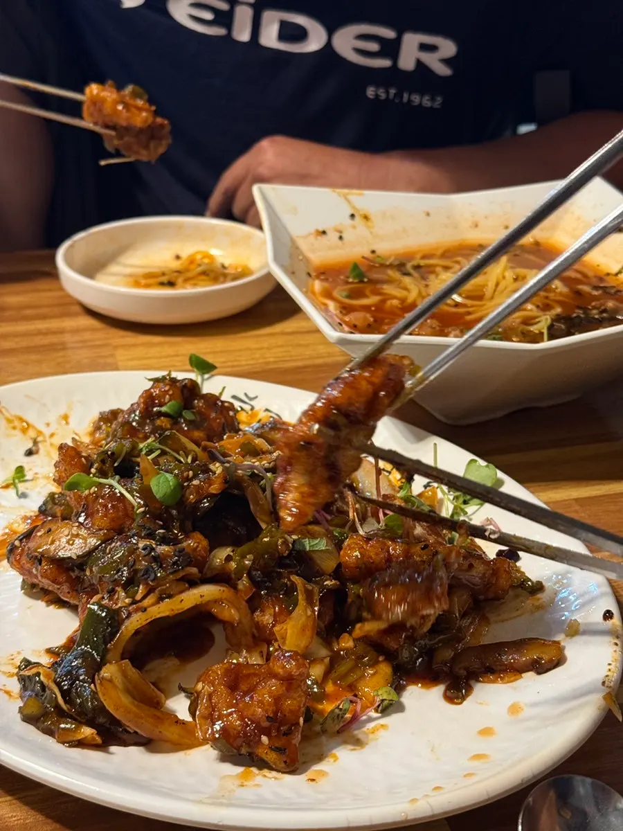 Jecheon tangsuyuk pedas, menu baru