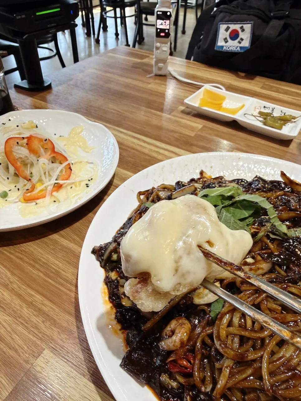 Crispy batter of the tenderloin tangsuyuk under the cream sauce