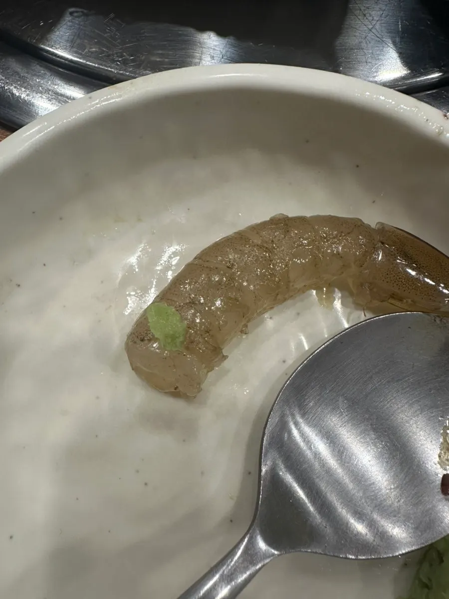 탱글탱글하게 손질한 생새우회