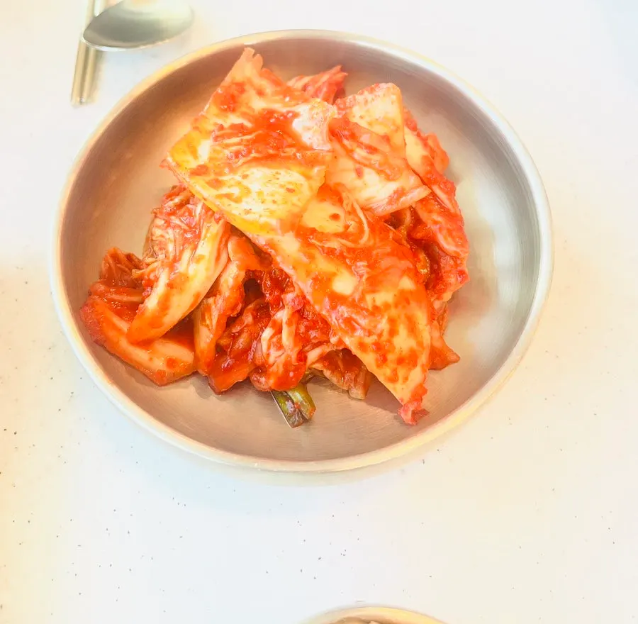 한담국수 셀프바 반찬 코너
