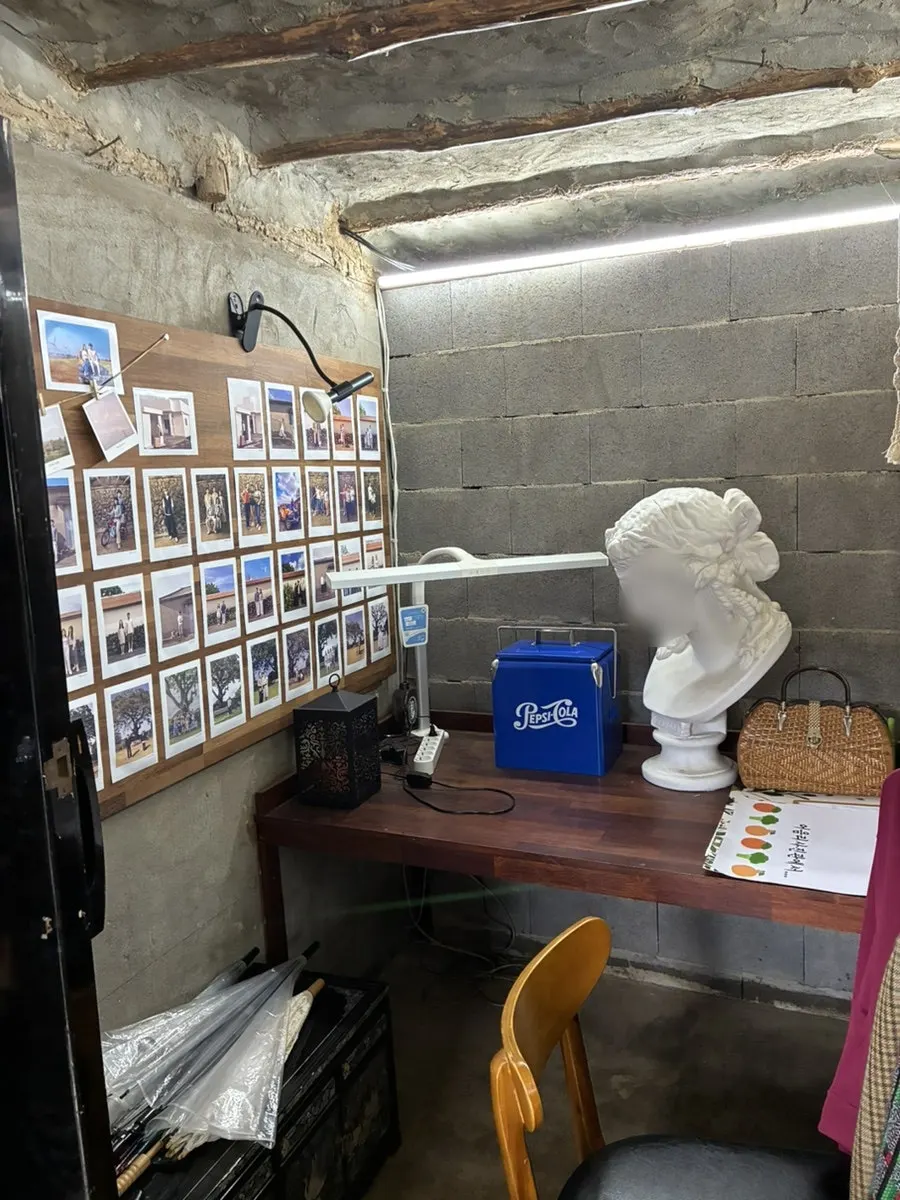 Interior of Eoeum-ri Photo Studio with props set up