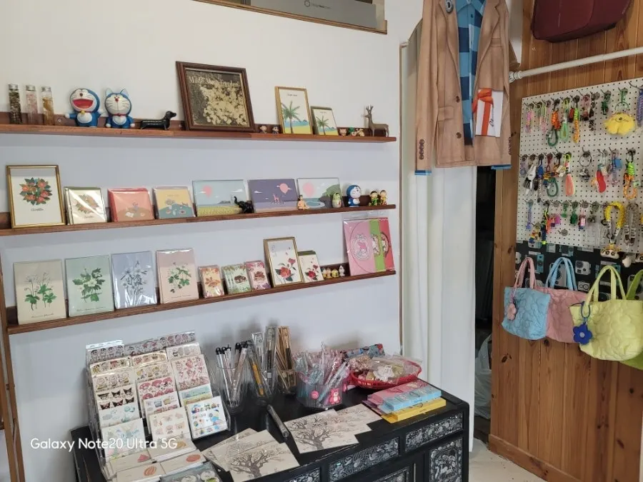 Retro-style prop display inside the photo studio
