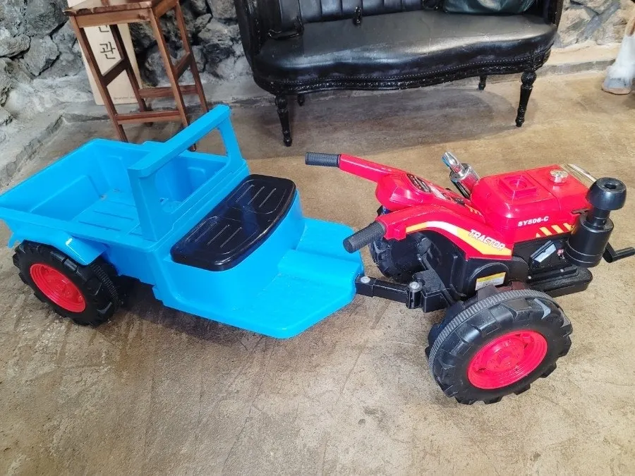 Tricycle prop for kids' photos