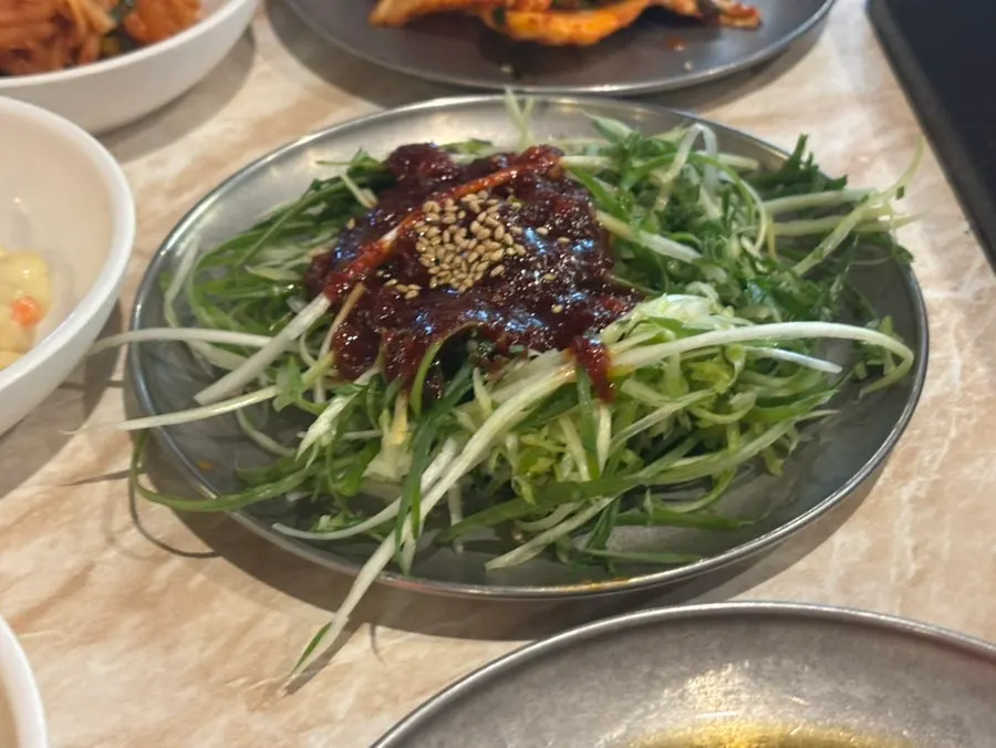 고기와 함께 먹는 장아찌 반찬