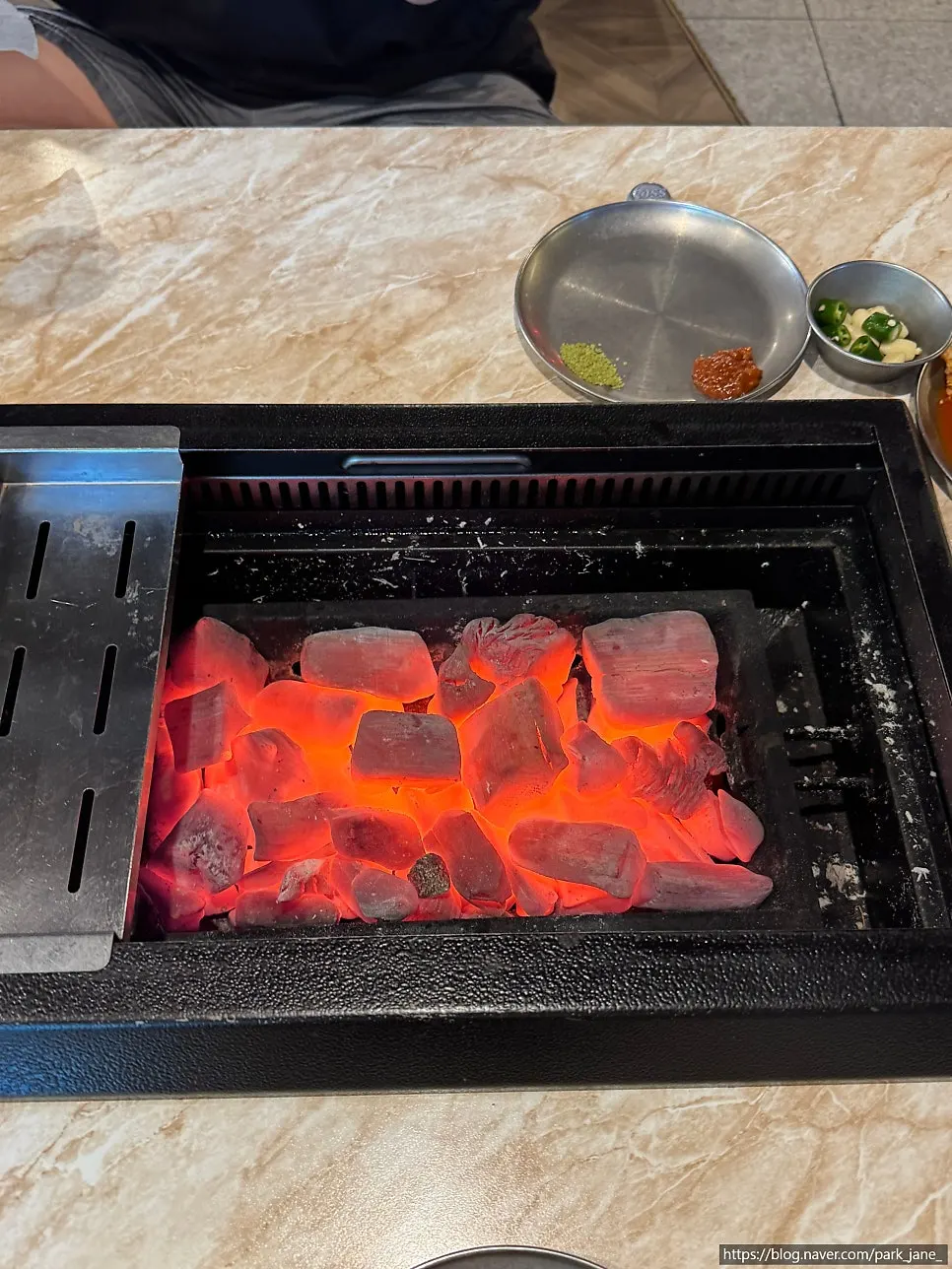 Black pork cut into bite-sized pieces