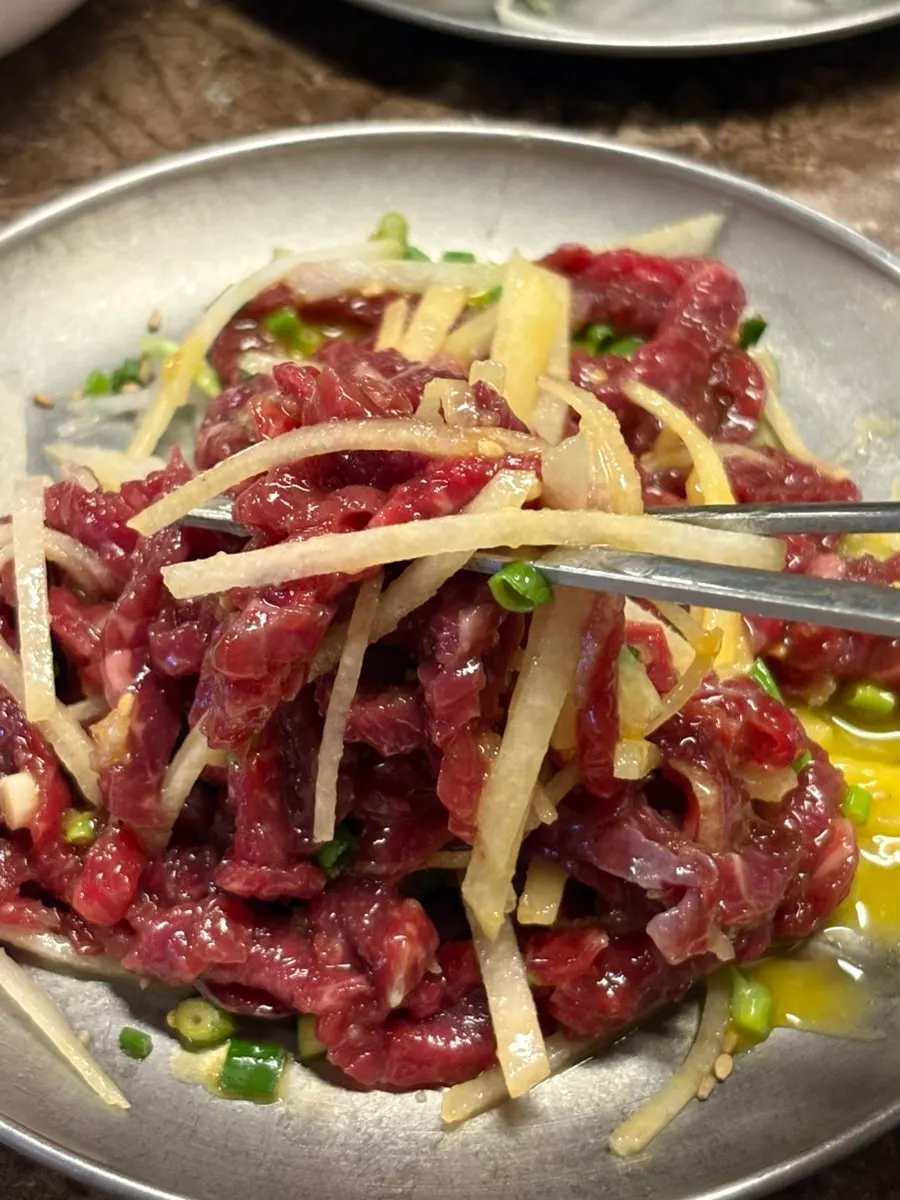 Added order of Korean beef yukhoe