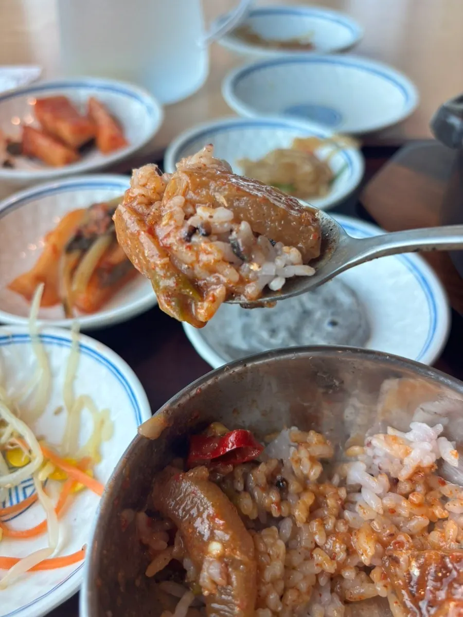 갈치조림에 들어간 무와 양념