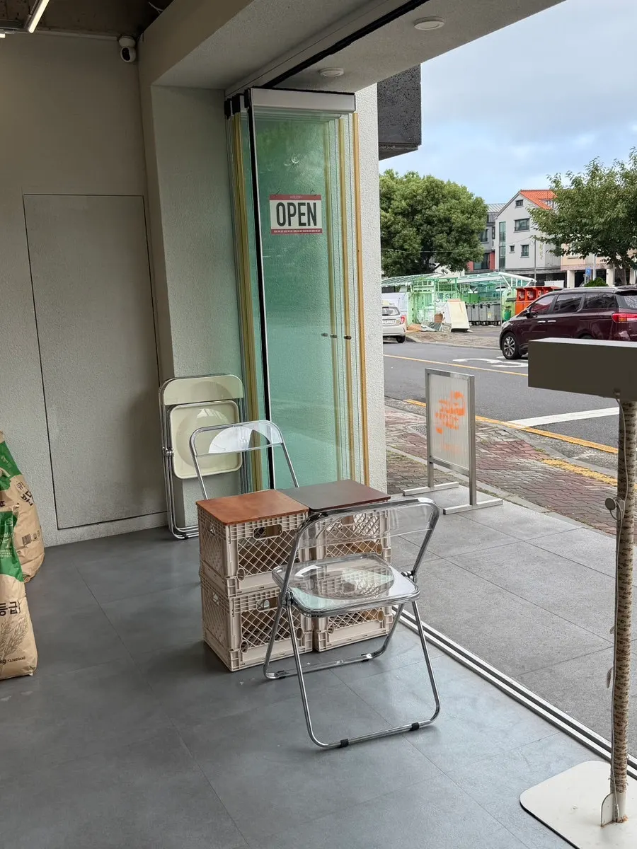 Interior design of Gluttony Coffee