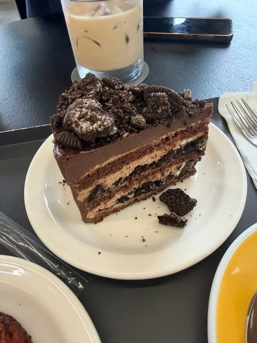 A slice of Oreo choco cake
