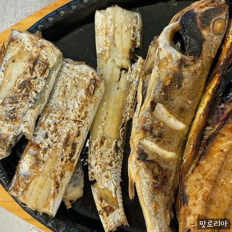 갈치 조기 고등어 가자미 모듬생선구이 접시