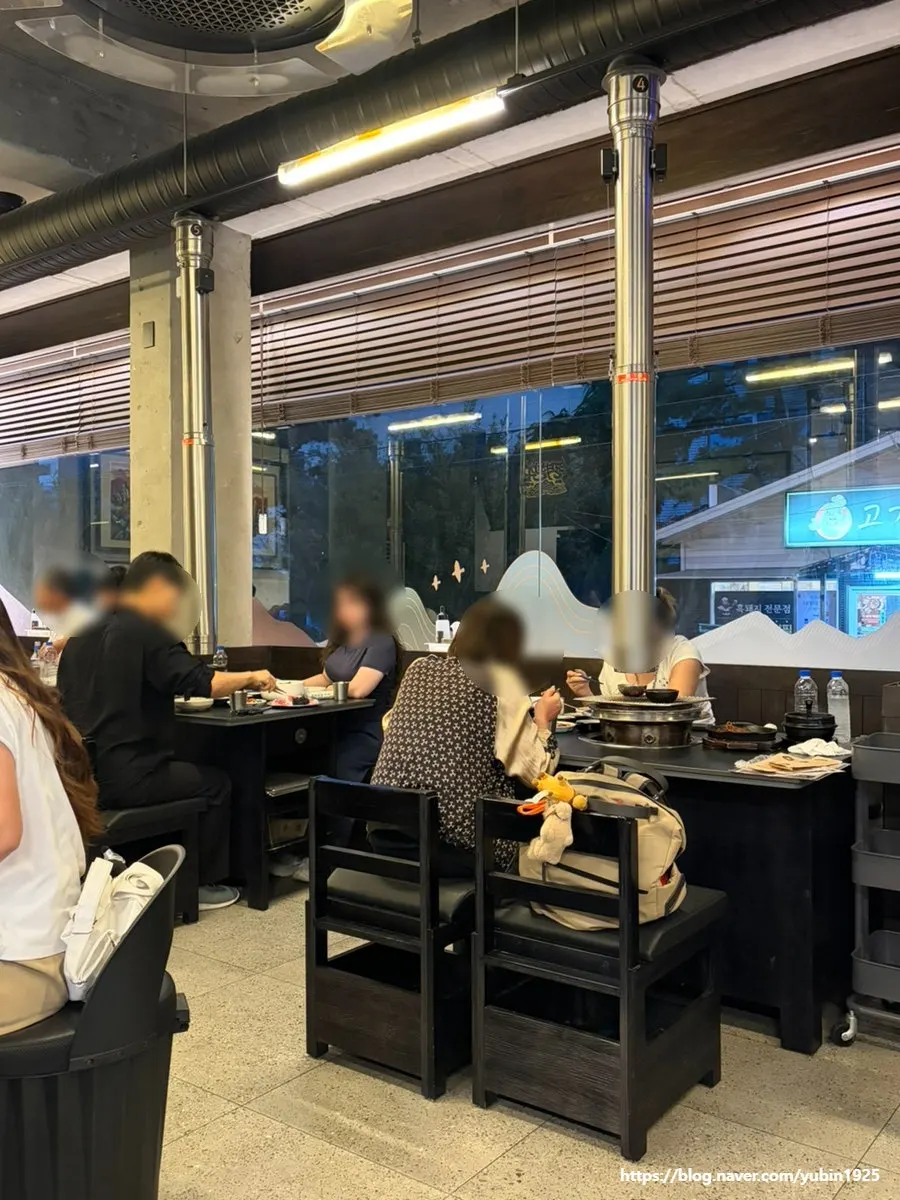 Interior of a Hanwoo restaurant in Yeondong, Jeju