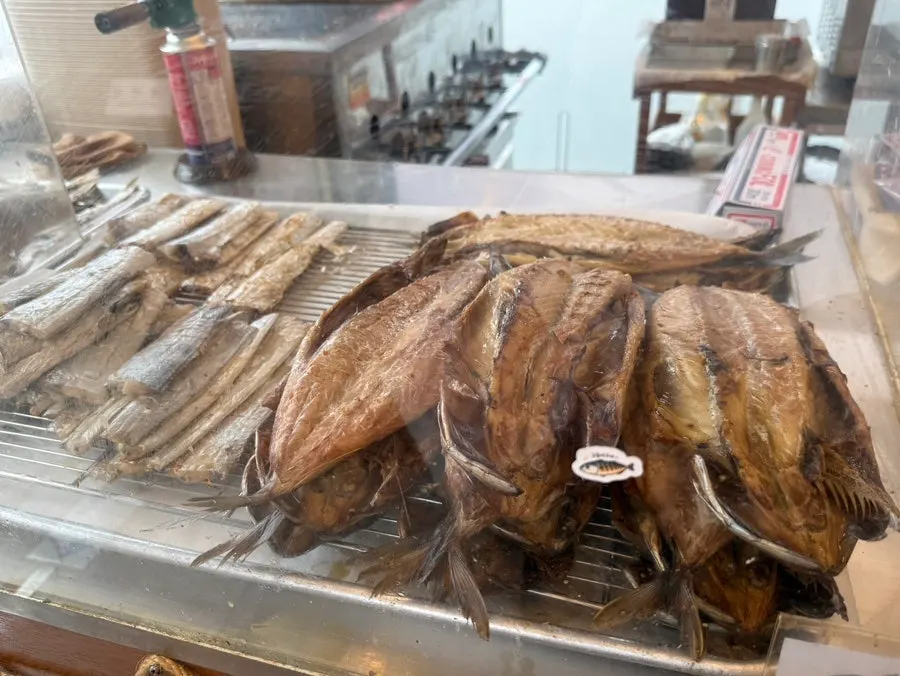 Grilled fish by the counter