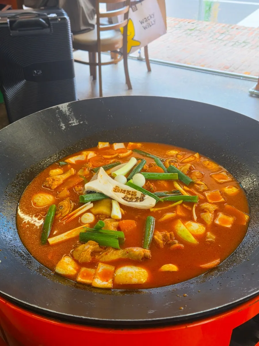 라면사리 셀프바 안내 공간