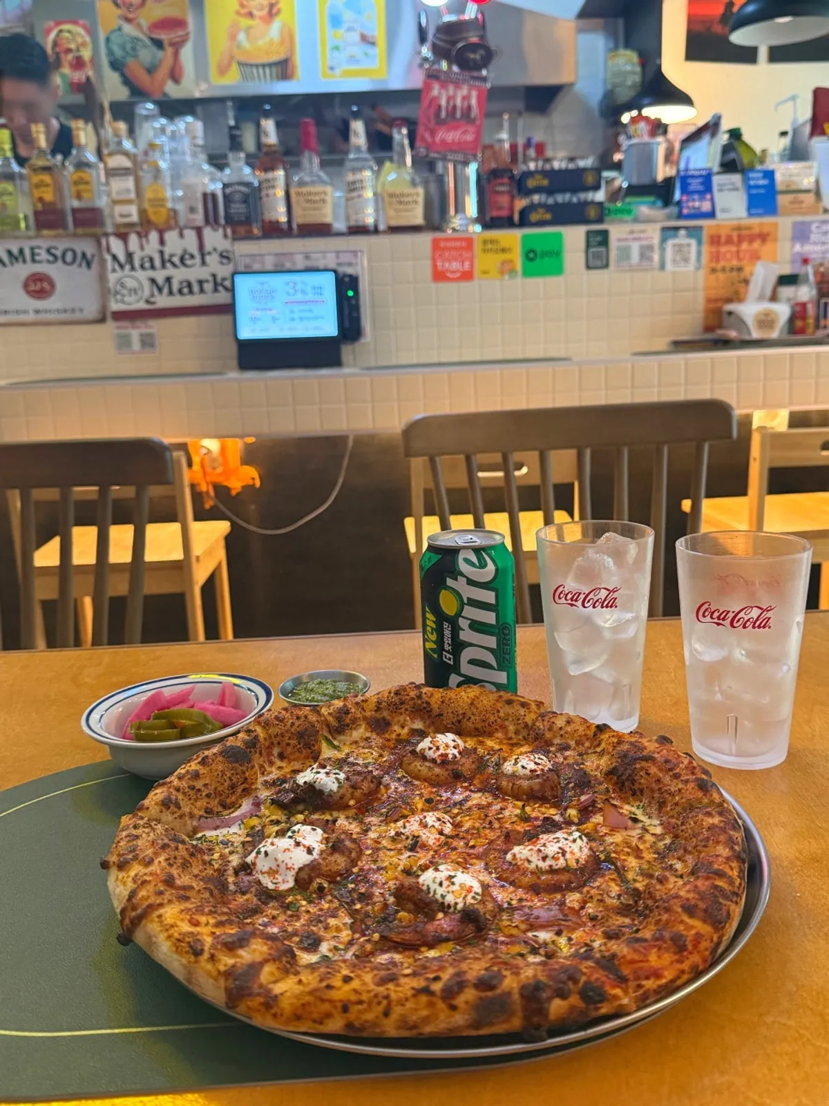 Aged-dough pizza at Dough Rider Pizza in Jeju
