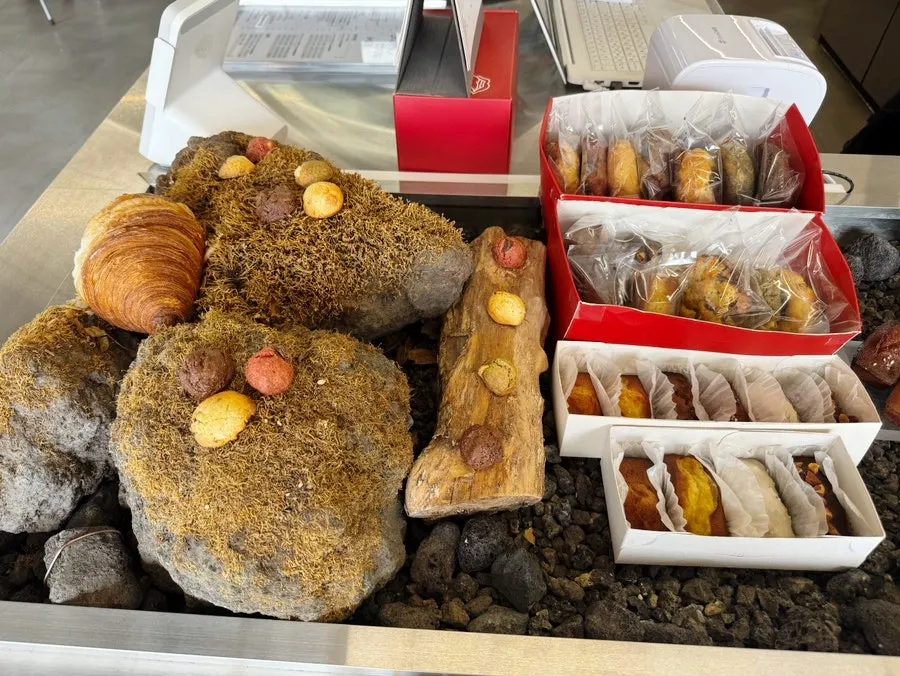 Gluttony Coffee dessert packaging